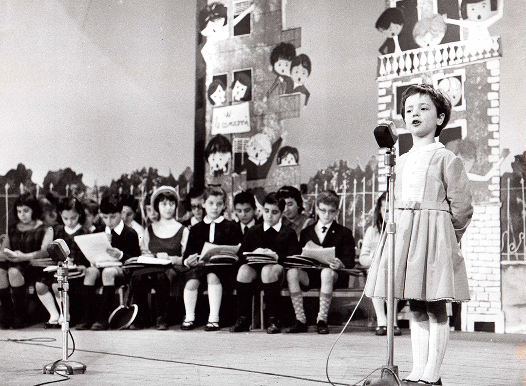 Viviana Stucchi interprete de Il pulcino ballerino alla 6° Edizione dello Zecchino d'Oro 1964