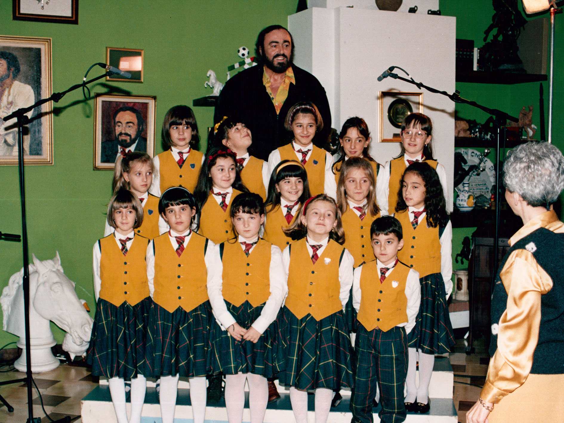 Piccolo Coro con Pavarotti